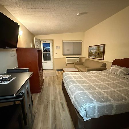Centre Suite Inns Motel Bonnyville Eksteriør bilde
