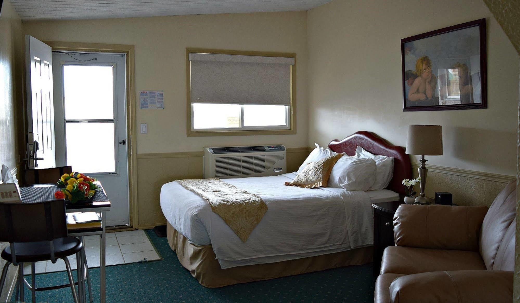 Centre Suite Inns Motel Bonnyville Eksteriør bilde